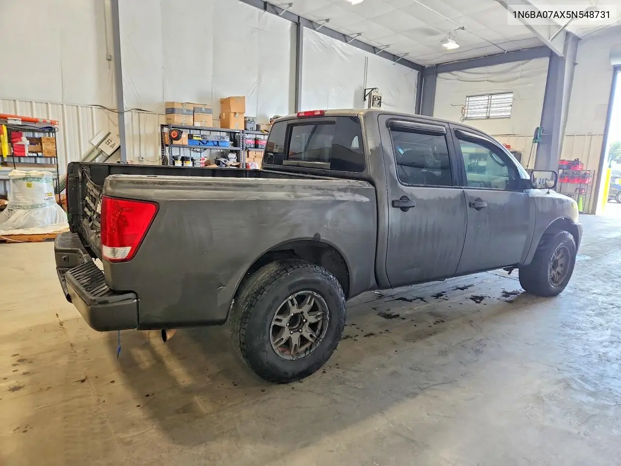 2005 NISSAN TITAN VIN 1N6BA07AX5N548731 — фото 3