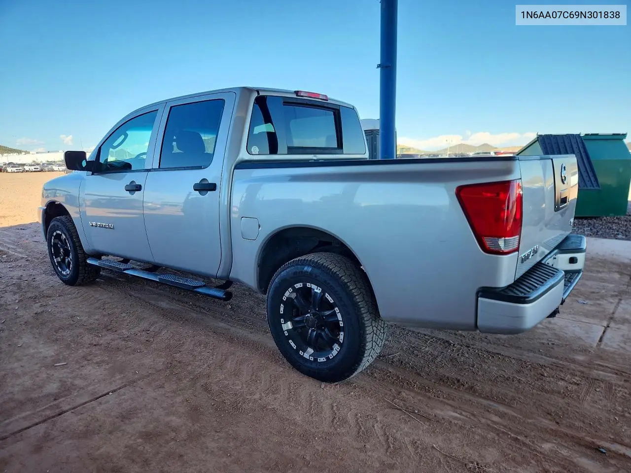 2009 NISSAN TITAN VIN 1N6AA07C69N301838 — фото 2