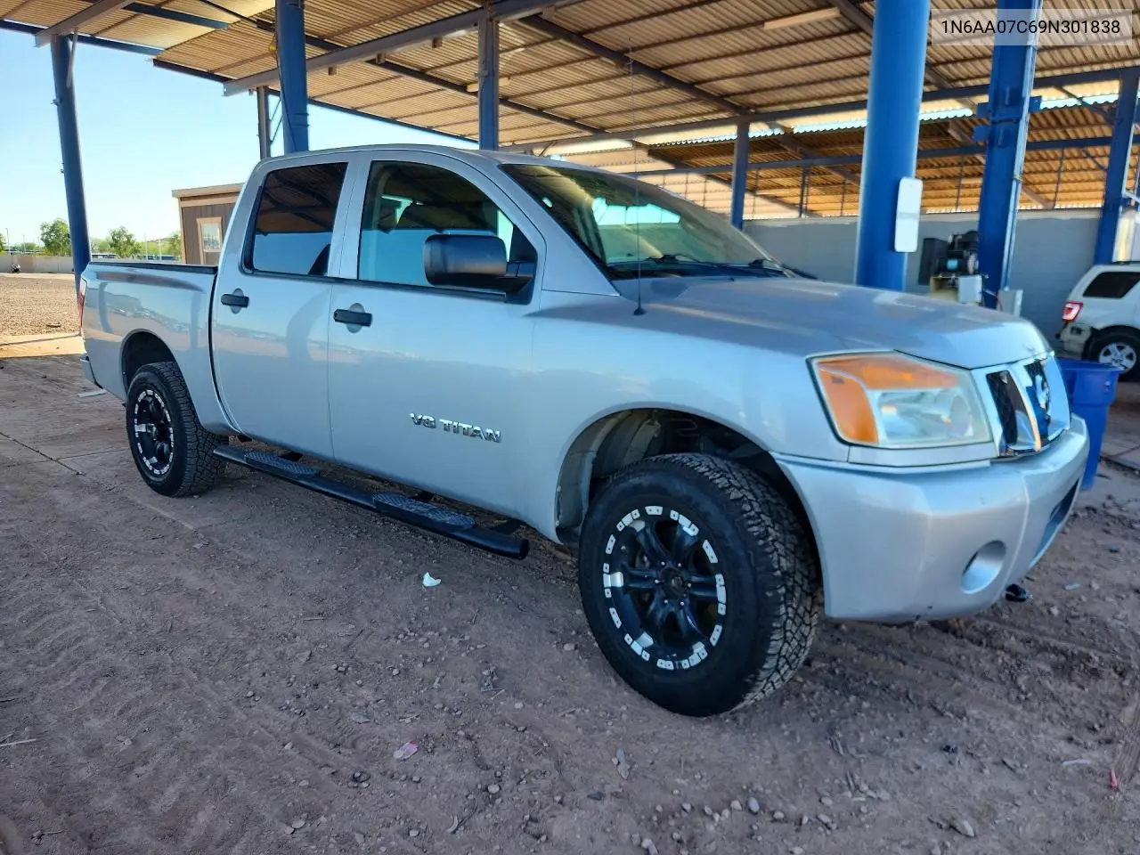 2009 NISSAN TITAN VIN 1N6AA07C69N301838 — фото 4