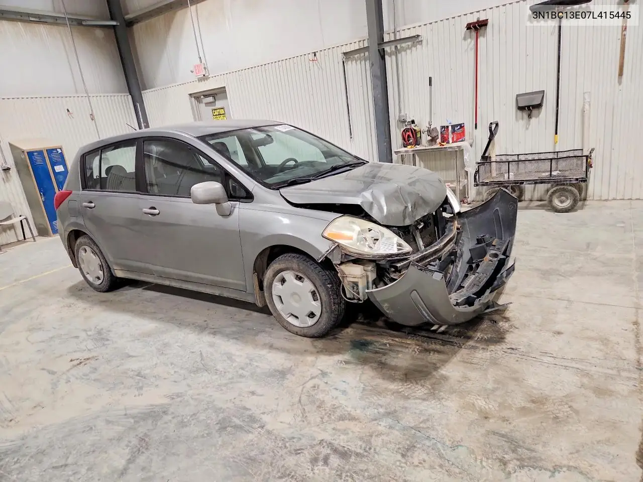 2007 NISSAN VERSA VIN 3N1BC13E07L415445 — фото 4