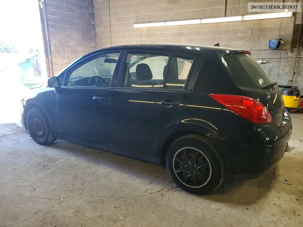 2008 NISSAN VERSA VIN 3N1BC13EX8L352937 — фото 2