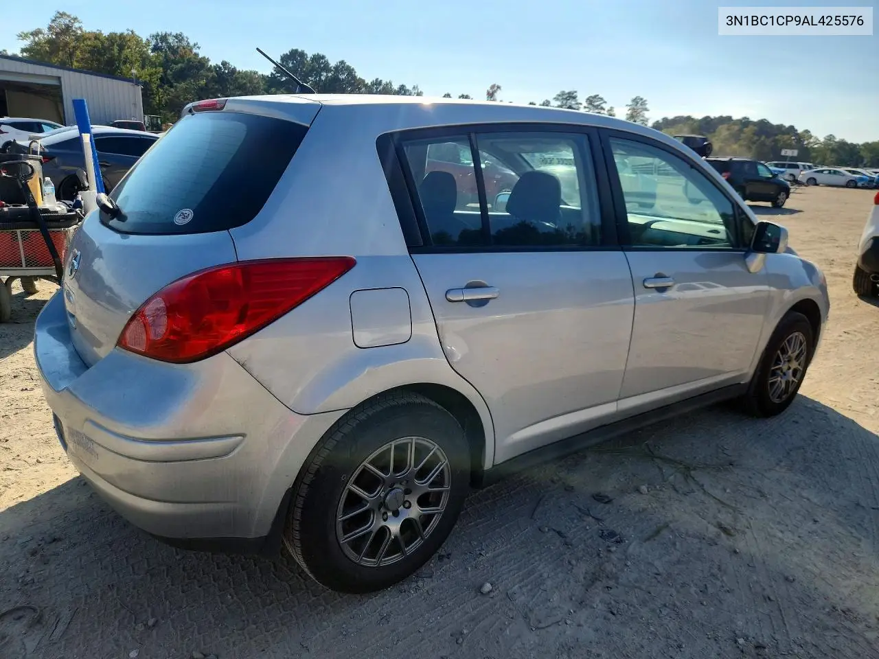 2010 NISSAN VERSA VIN 3N1BC1CP9AL425576 — фото 3