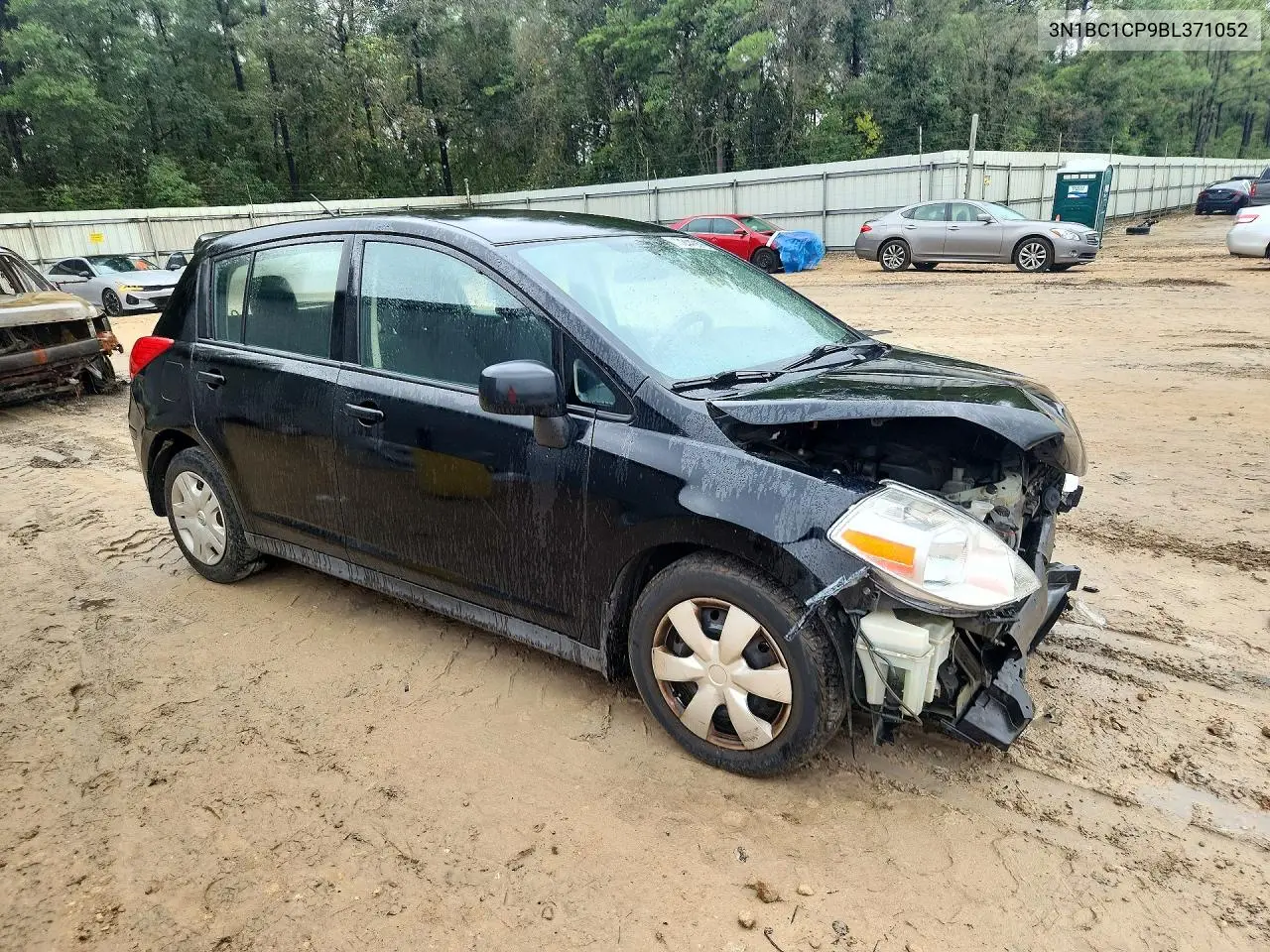 2011 NISSAN VERSA VIN 3N1BC1CP9BL371052 — фото 4