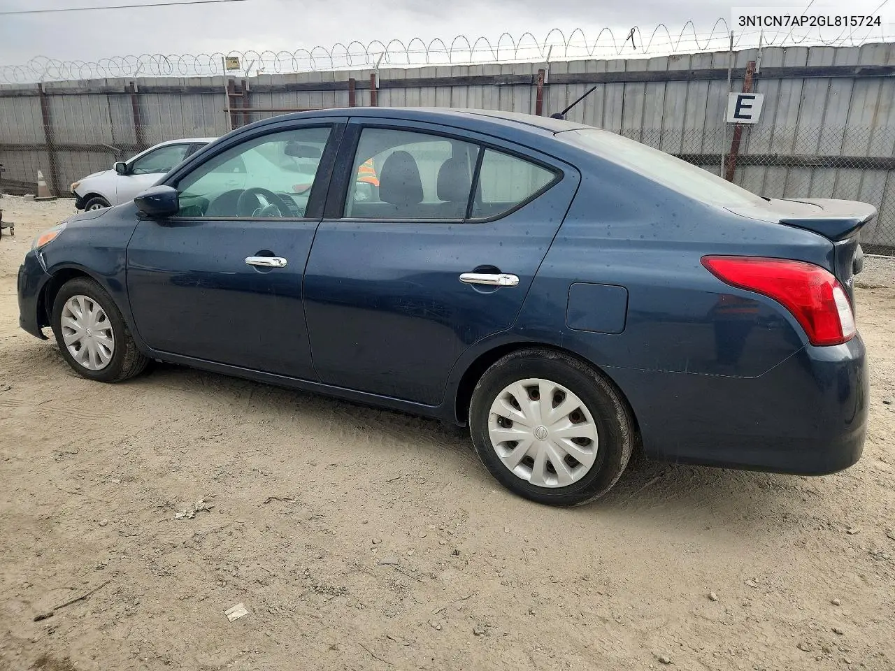 2016 NISSAN VERSA VIN 3N1CN7AP2GL815724 — фото 2