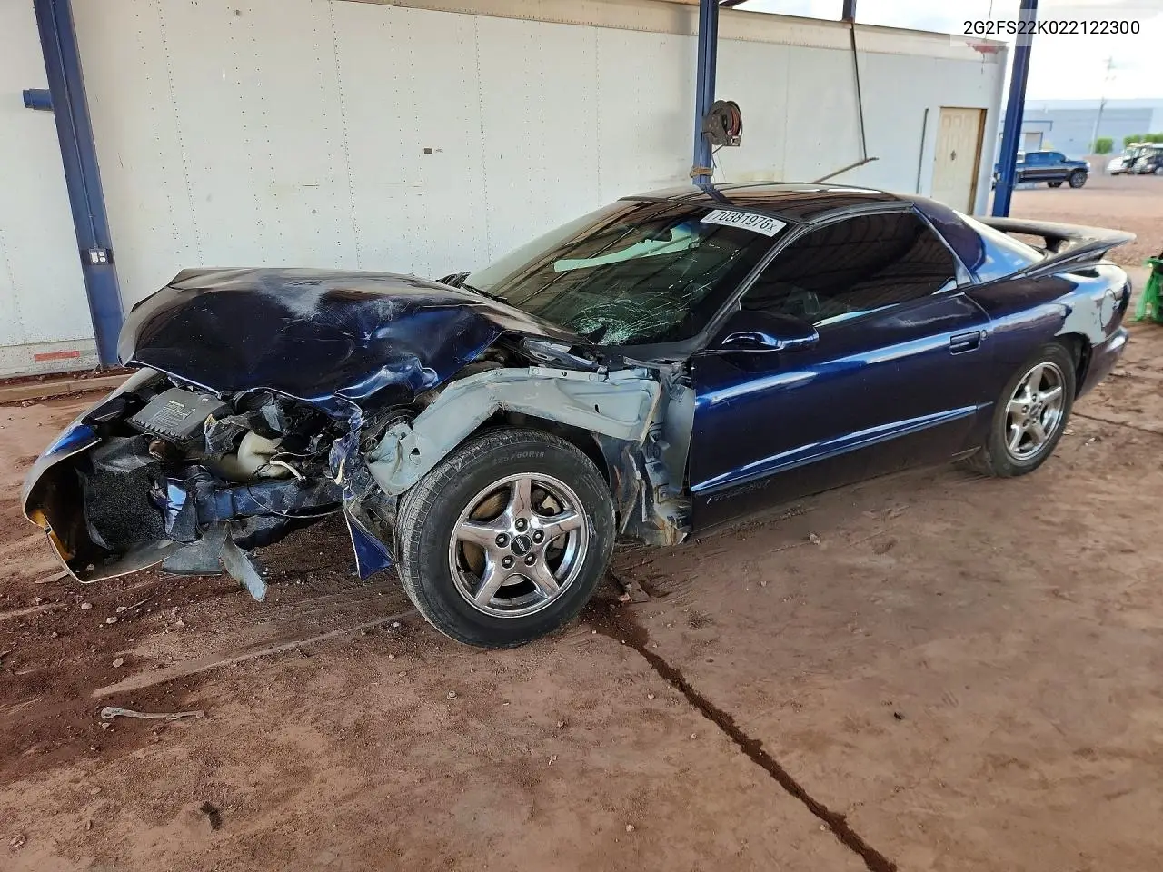 PONTIAC FIREBIRD 2002, VIN 2G2FS22K022122300