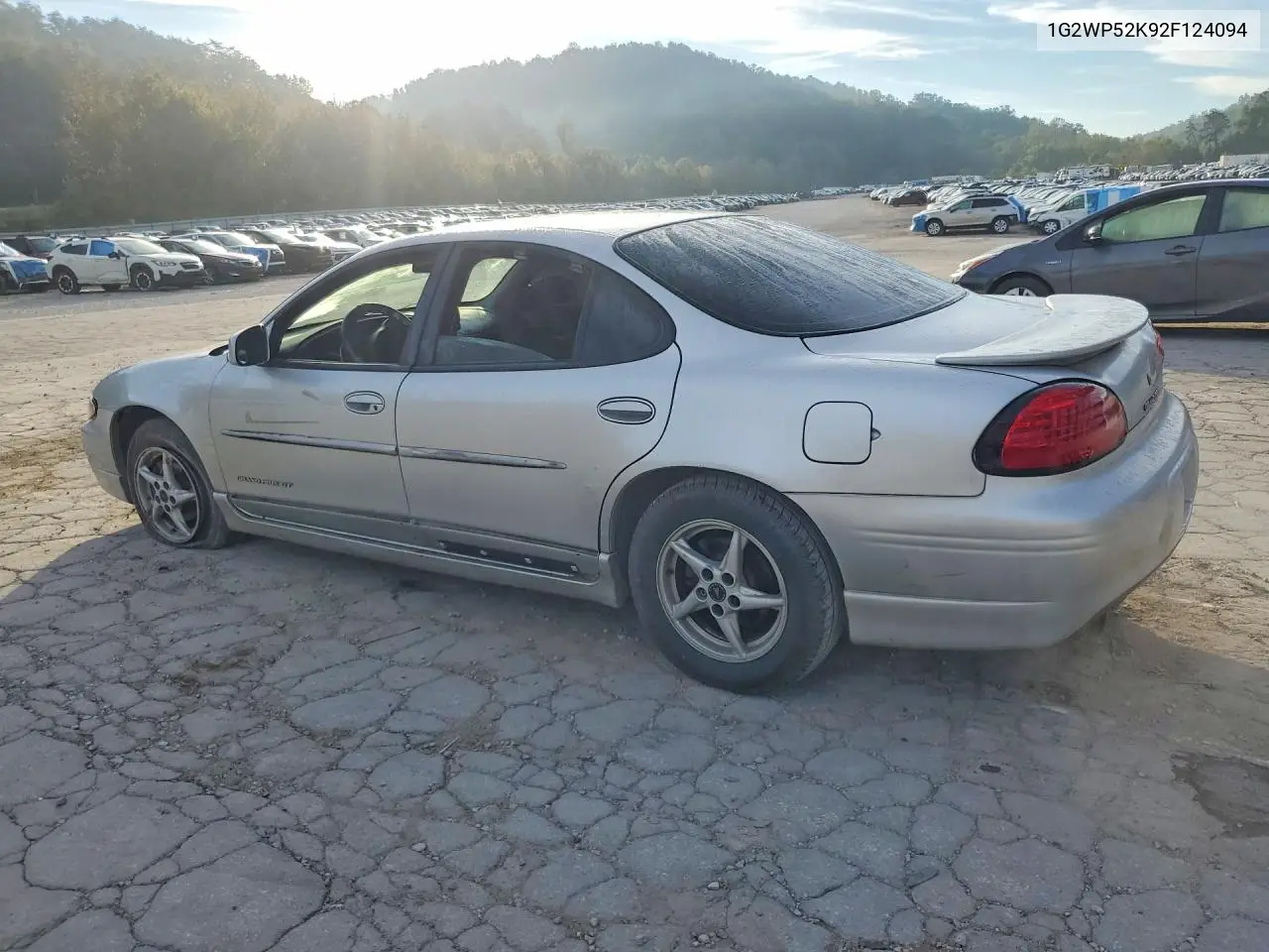 2002 PONTIAC GRAND PRIX VIN 1G2WP52K92F124094 — фото 2