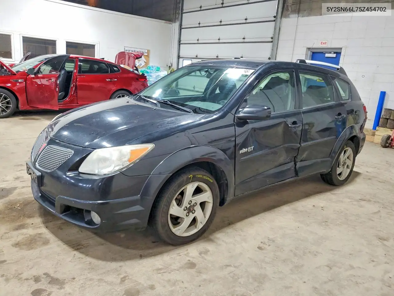 PONTIAC VIBE 2005, VIN 5Y2SN66L75Z454702