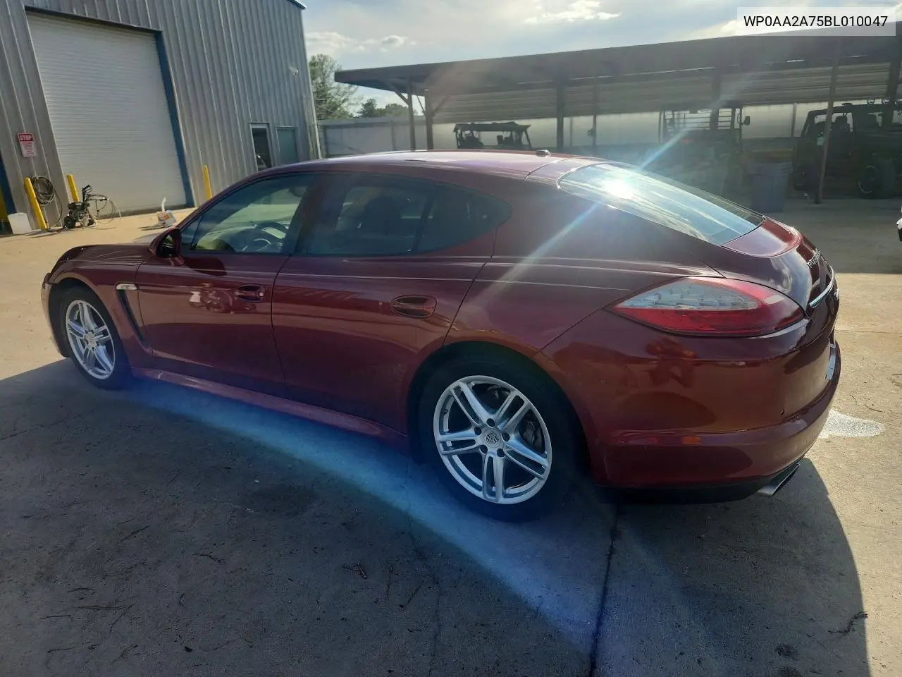 2011 PORSCHE PANAMERA VIN WP0AA2A75BL010047 — фото 2