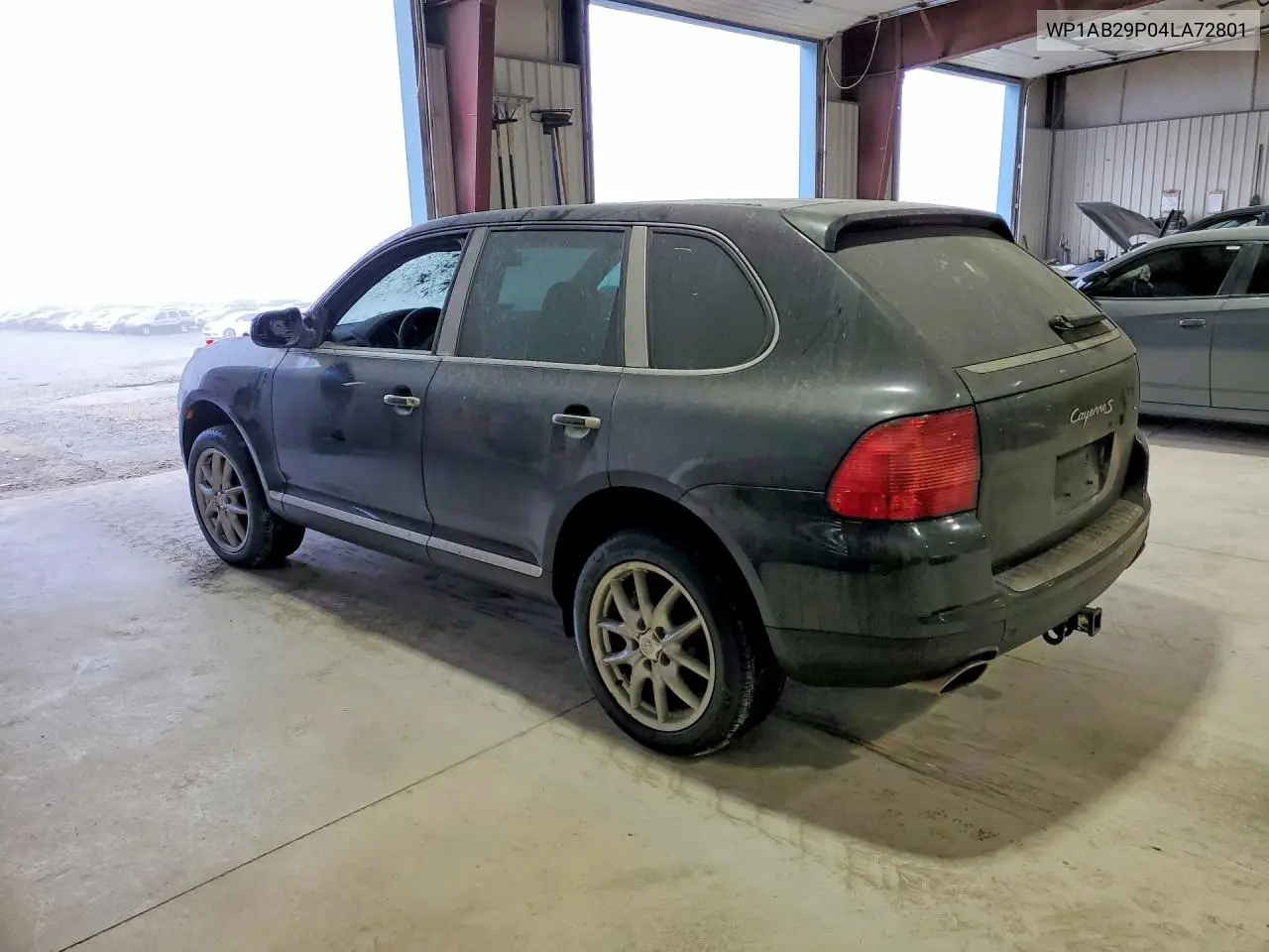 2004 PORSCHE CAYENNE VIN WP1AB29P04LA72801 — фото 2