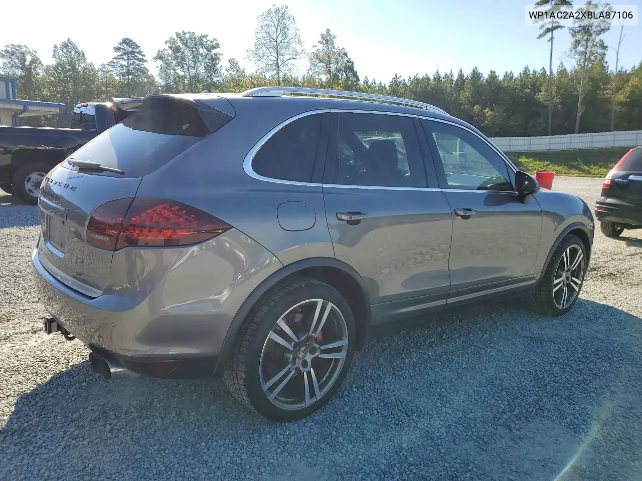 2011 PORSCHE CAYENNE VIN WP1AC2A2XBLA87106 — фото 4