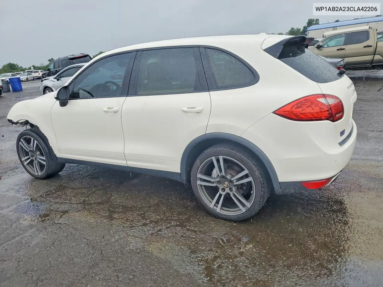 2012 PORSCHE CAYENNE VIN WP1AB2A23CLA42206 — фото 2