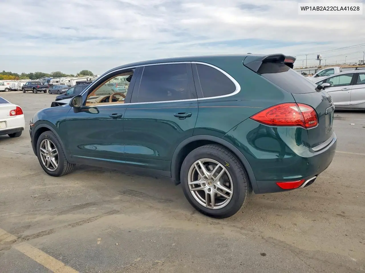 2012 PORSCHE CAYENNE VIN WP1AB2A22CLA41628 — фото 2