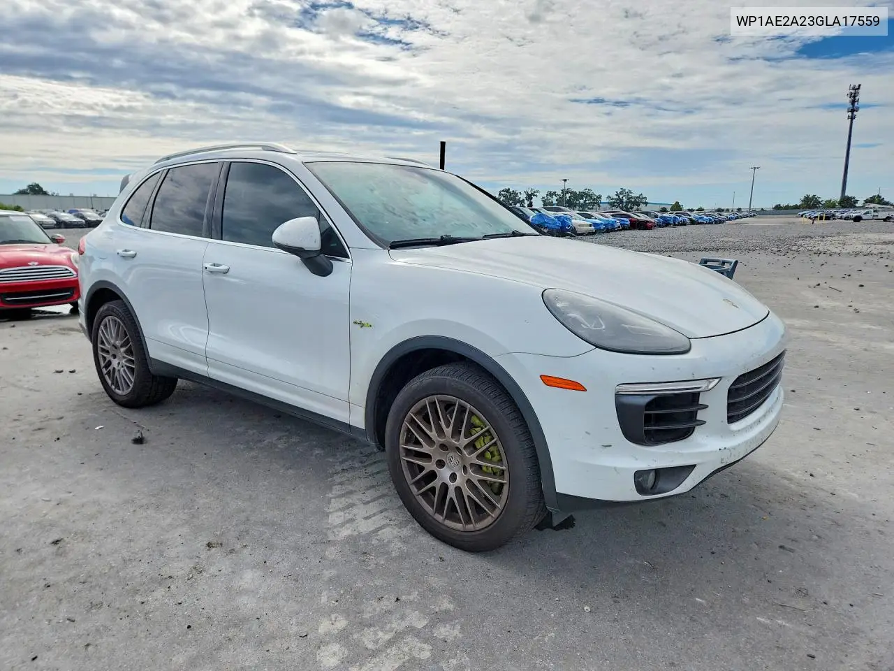 2016 PORSCHE CAYENNE VIN WP1AE2A23GLA17559 — фото 4