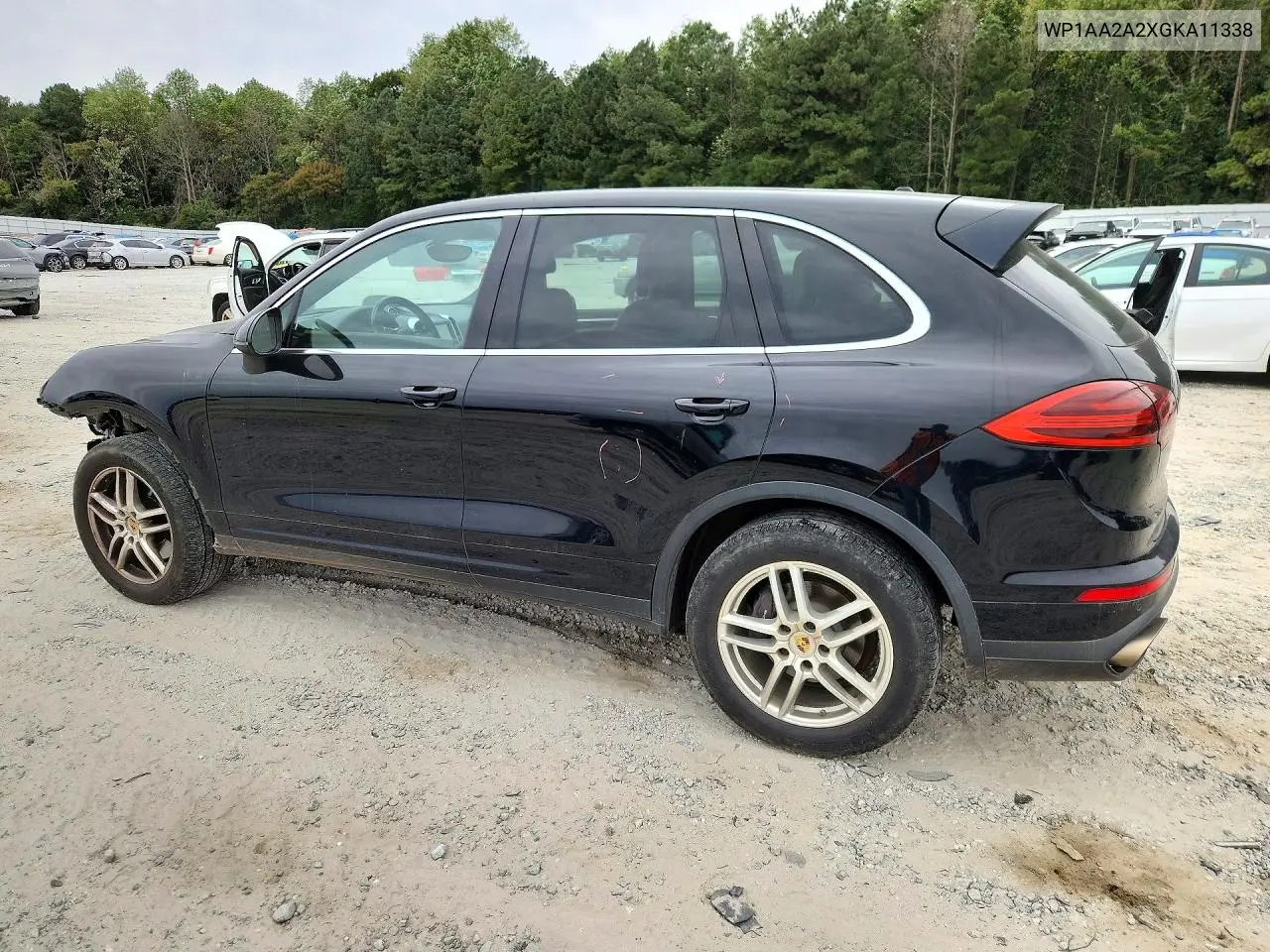 2016 PORSCHE CAYENNE VIN WP1AA2A2XGKA11338 — фото 2