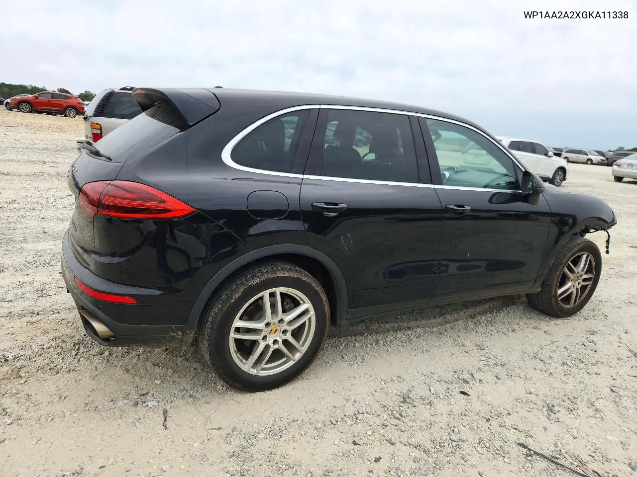 2016 PORSCHE CAYENNE VIN WP1AA2A2XGKA11338 — фото 3