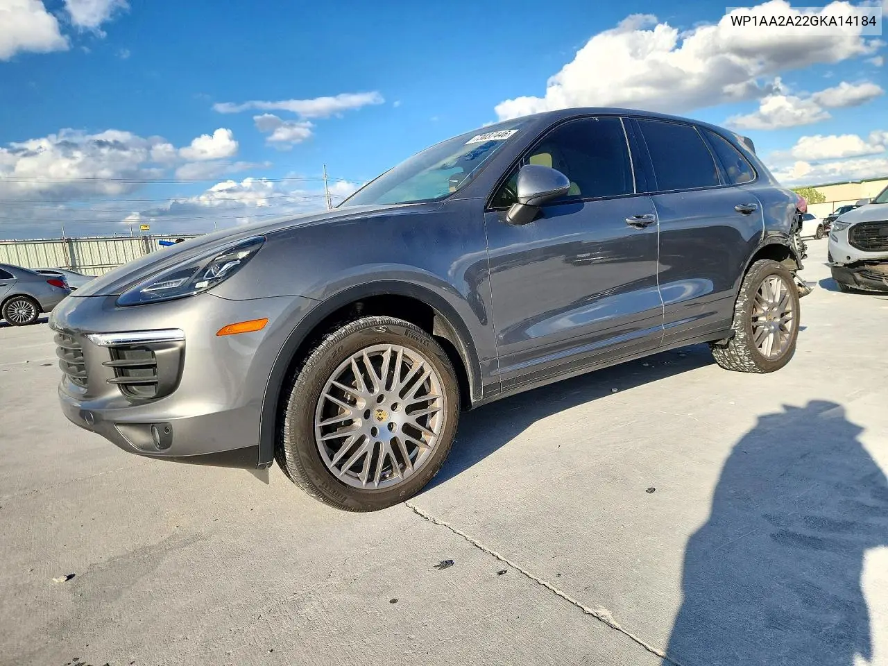 PORSCHE CAYENNE 2016, VIN WP1AA2A22GKA14184