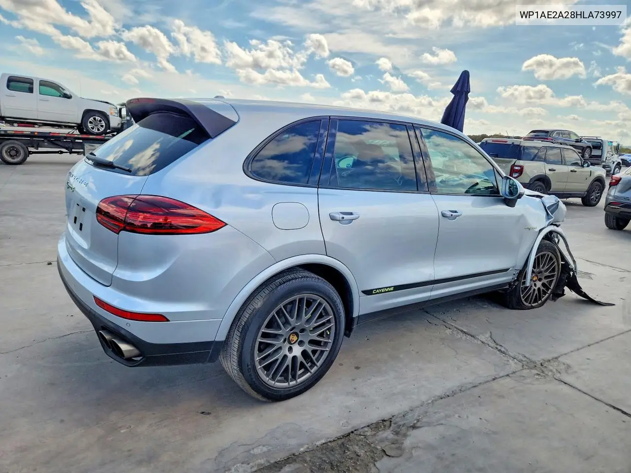 2017 PORSCHE CAYENNE VIN WP1AE2A28HLA73997 — фото 3