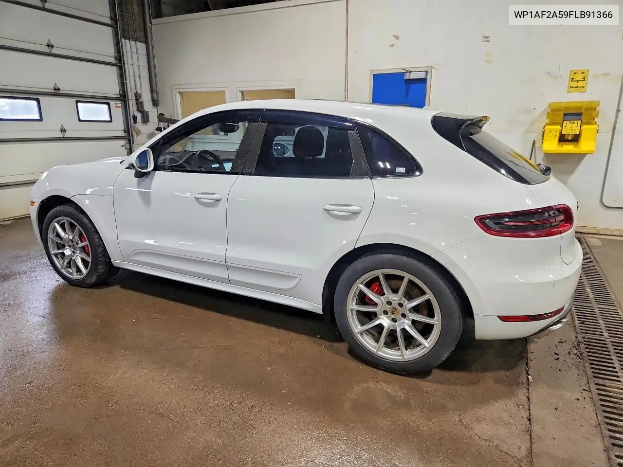 2015 PORSCHE MACAN VIN WP1AF2A59FLB91366 — фото 2
