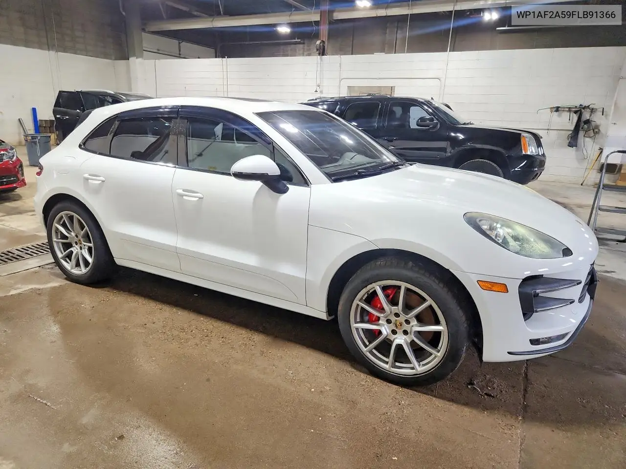 2015 PORSCHE MACAN VIN WP1AF2A59FLB91366 — фото 4