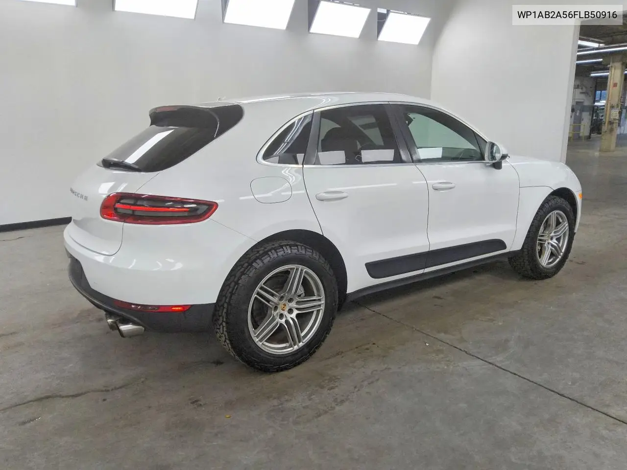 2015 PORSCHE MACAN VIN WP1AB2A56FLB50916 — фото 3