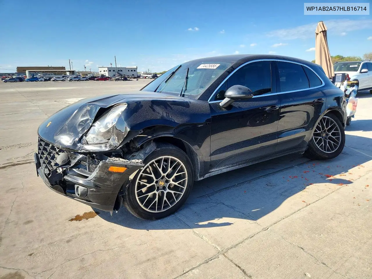 PORSCHE MACAN 2017, VIN WP1AB2A57HLB16714