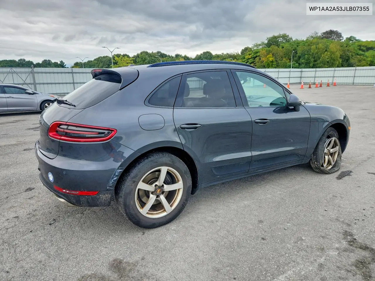2018 PORSCHE MACAN VIN WP1AA2A53JLB07355 — фото 3