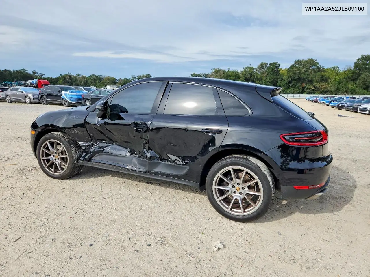2018 PORSCHE MACAN VIN WP1AA2A52JLB09100 — фото 2