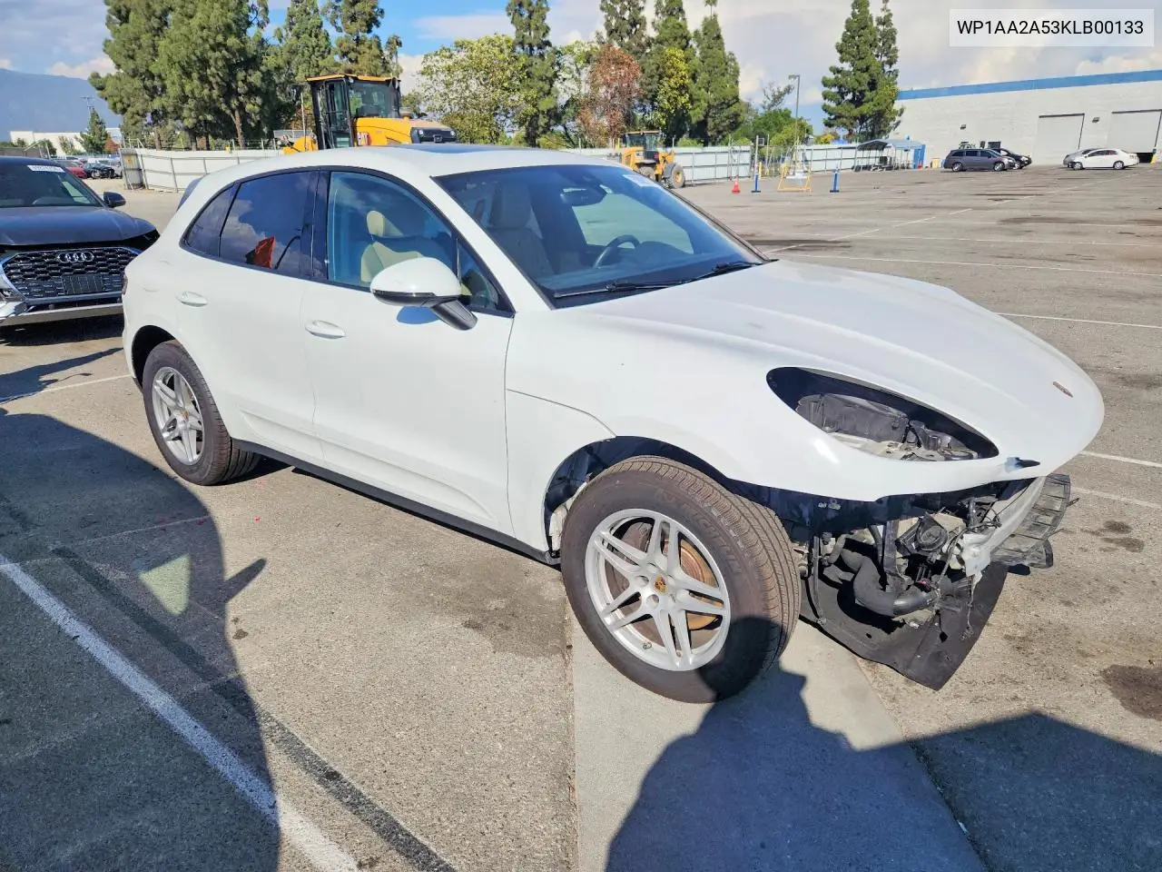 2019 PORSCHE MACAN VIN WP1AA2A53KLB00133 — фото 4