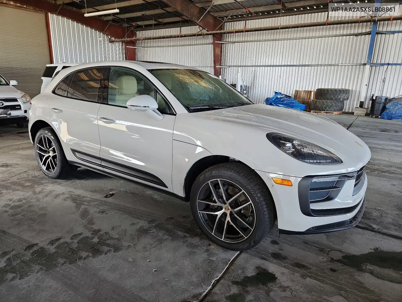 2025 PORSCHE MACAN VIN WP1AA2A5XSLB08861 — фото 4