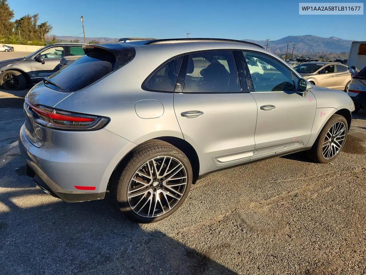 2026 PORSCHE MACAN VIN WP1AA2A58TLB11677 — фото 3