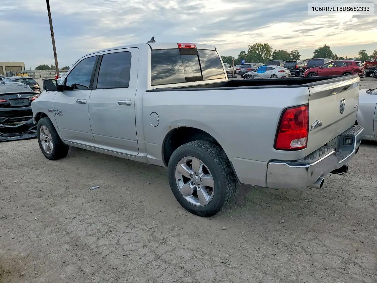 2013 RAM 1500 VIN 1C6RR7LT8DS682333 — фото 2