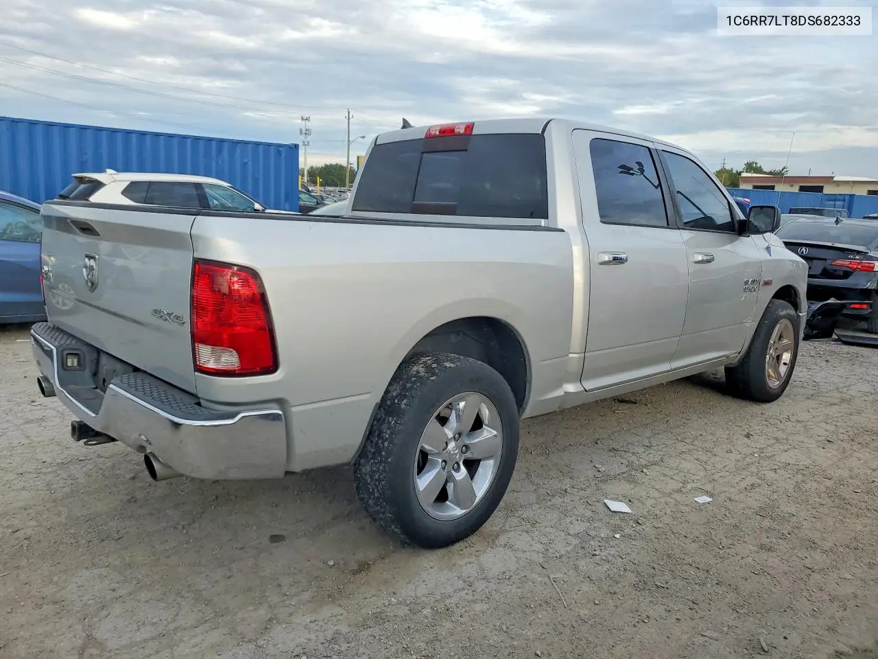 2013 RAM 1500 VIN 1C6RR7LT8DS682333 — фото 3