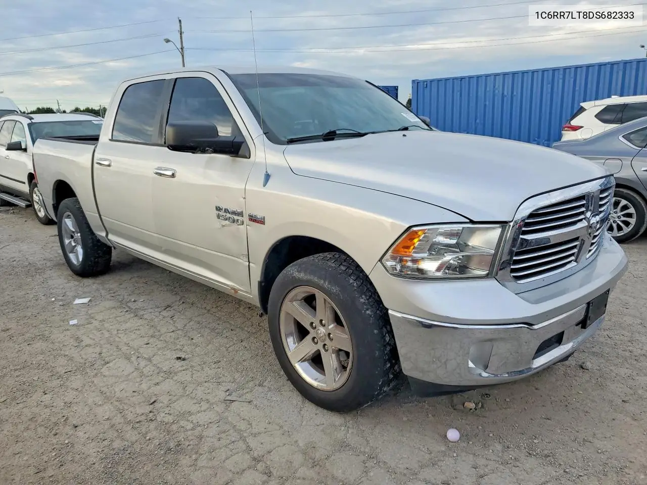 2013 RAM 1500 VIN 1C6RR7LT8DS682333 — фото 4