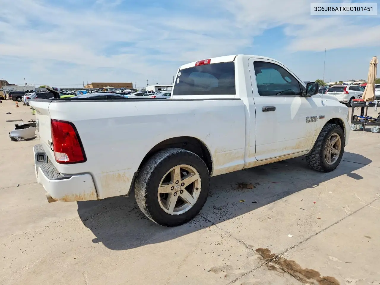 2014 RAM 1500 VIN 3C6JR6ATXEG101451 — фото 3