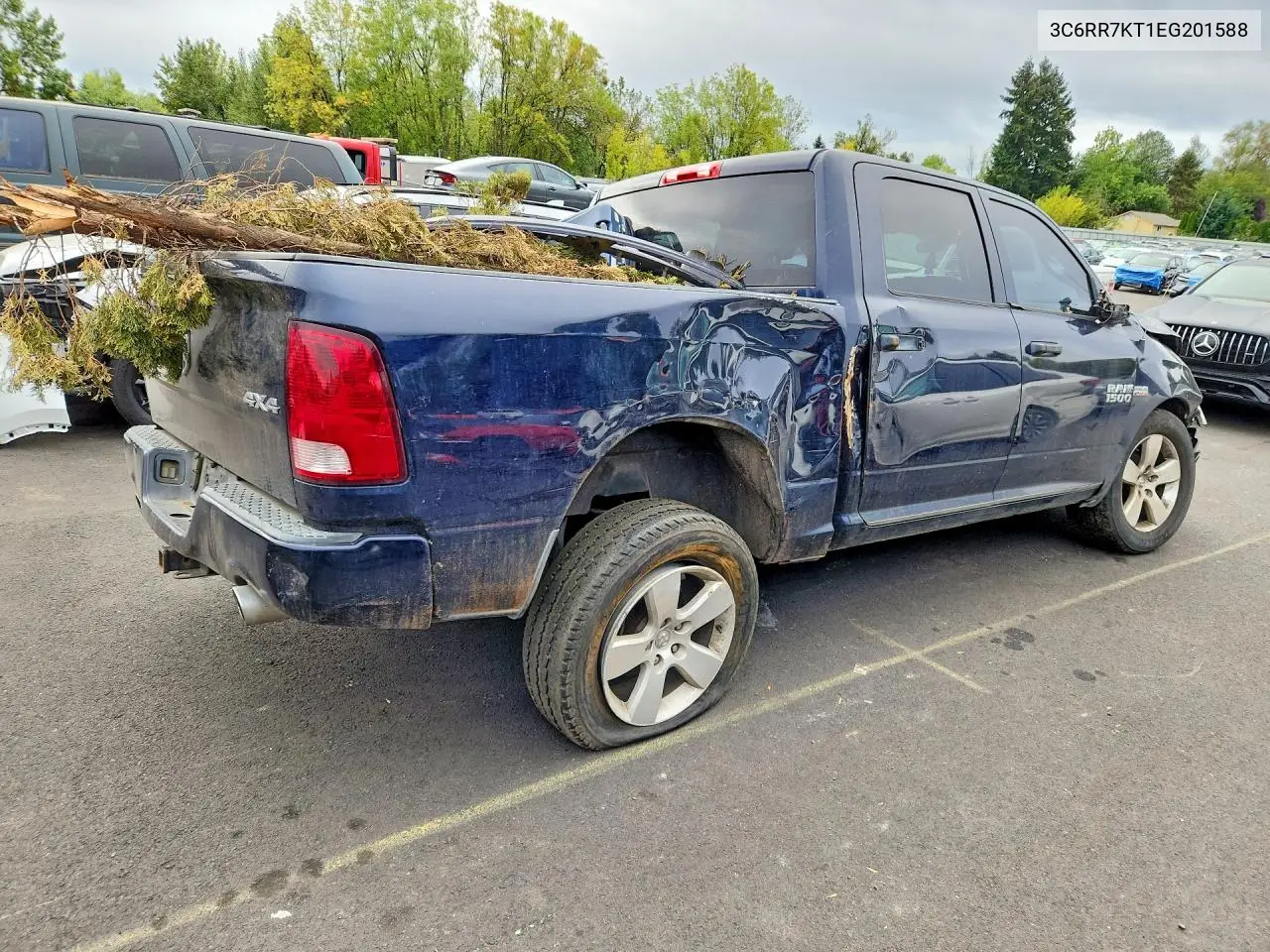 2014 RAM 1500 VIN 3C6RR7KT1EG201588 — фото 3