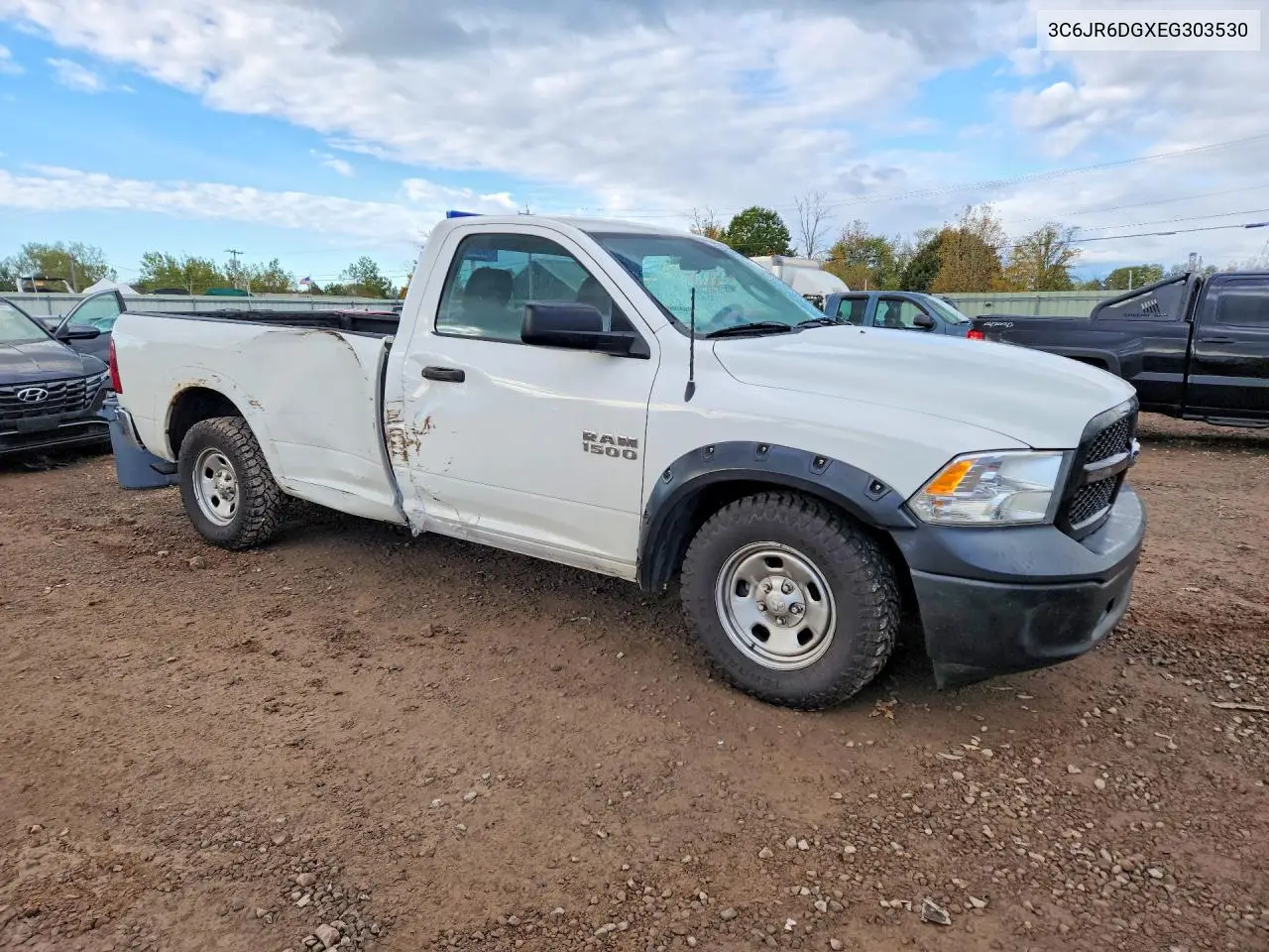 2014 RAM 1500 VIN 3C6JR6DGXEG303530 — фото 4
