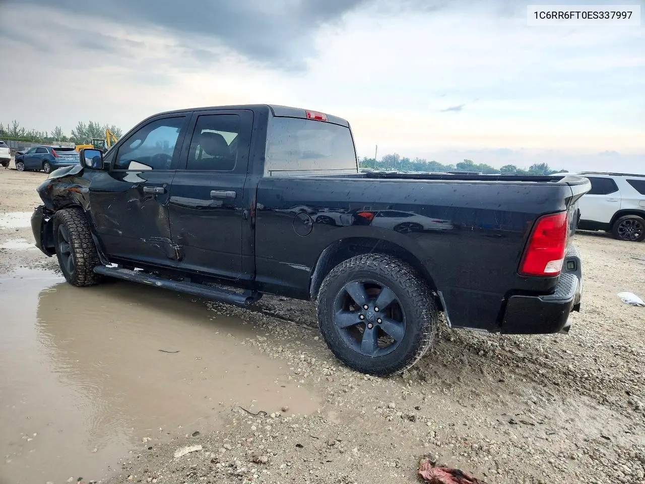 2014 RAM 1500 VIN 1C6RR6FT0ES337997 — фото 2