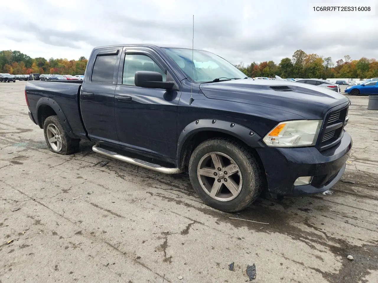 2014 RAM 1500 VIN 1C6RR7FT2ES316008 — фото 4