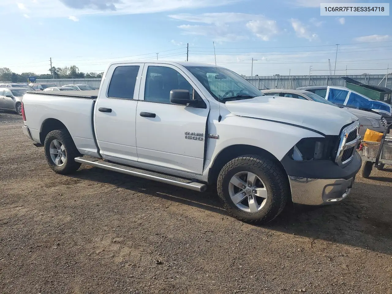 2014 RAM 1500 VIN 1C6RR7FT3ES354718 — фото 4