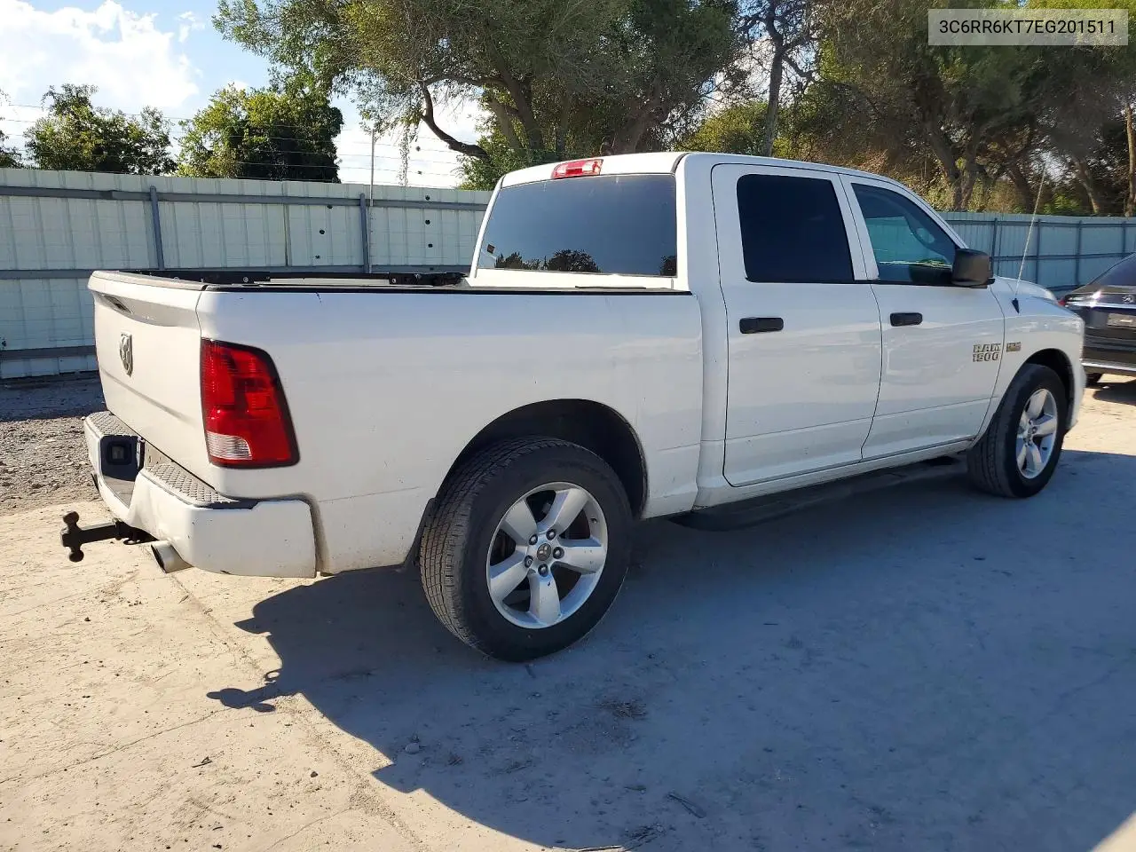 2014 RAM 1500 VIN 3C6RR6KT7EG201511 — фото 3
