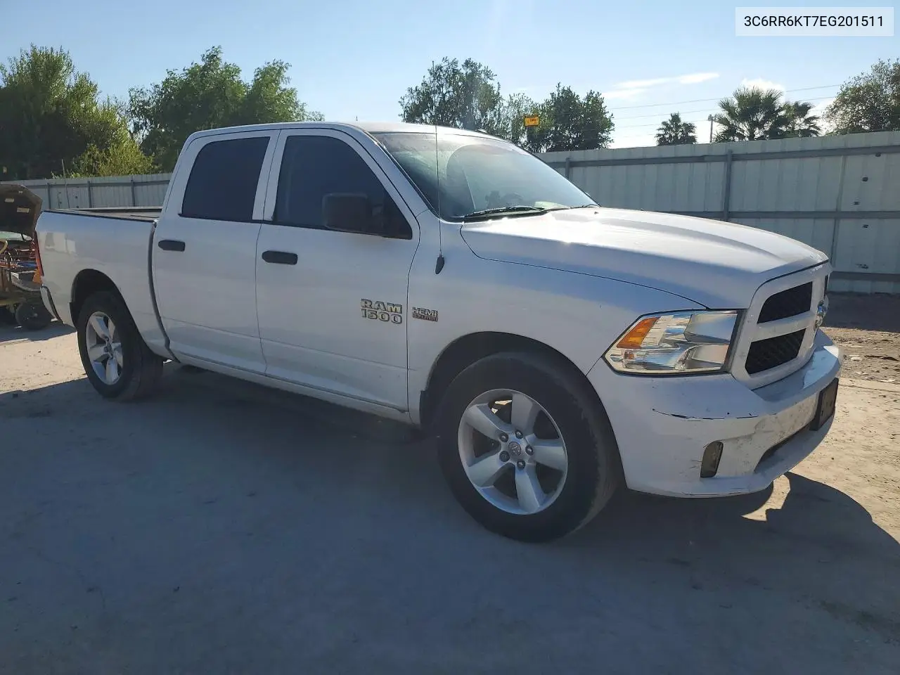 2014 RAM 1500 VIN 3C6RR6KT7EG201511 — фото 4