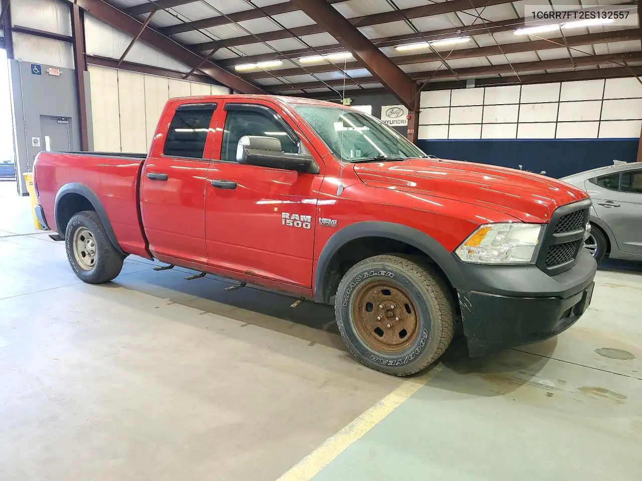 2014 RAM 1500 VIN 1C6RR7FT2ES132557 — фото 4