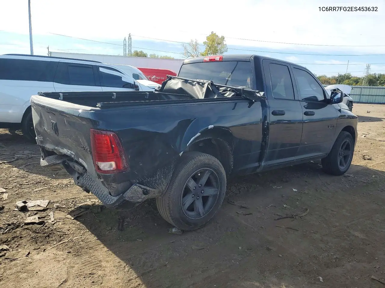 2014 RAM 1500 VIN 1C6RR7FG2ES453632 — фото 3