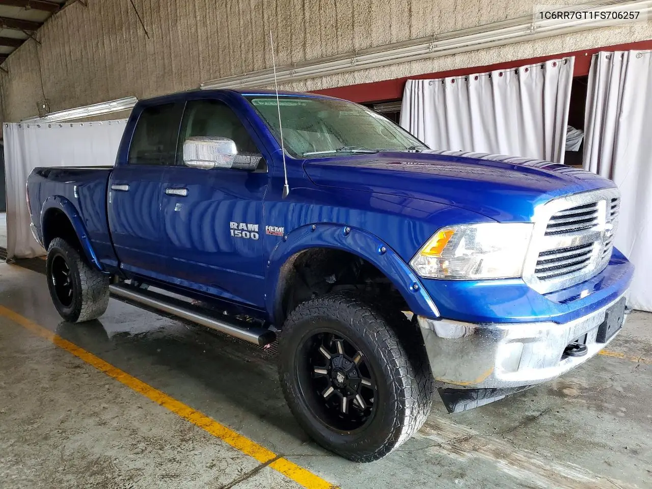 2015 RAM 1500 VIN 1C6RR7GT1FS706257 — фото 4