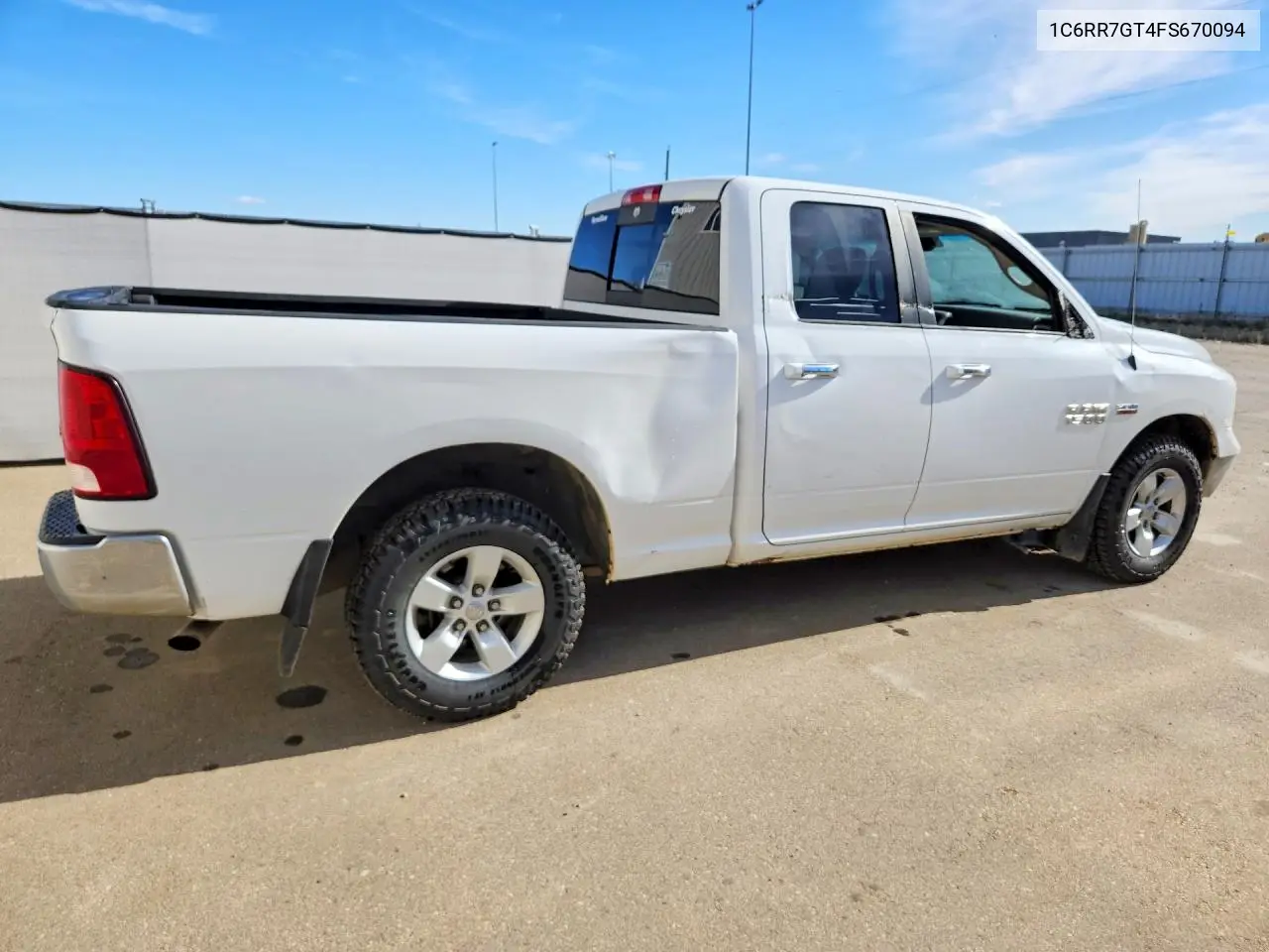 2015 RAM 1500 VIN 1C6RR7GT4FS670094 — фото 3