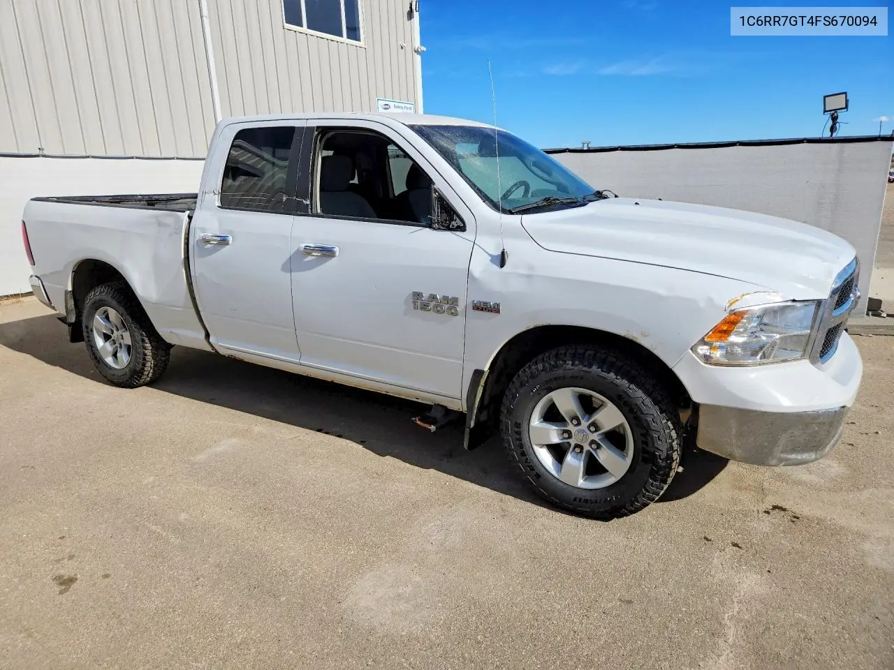 2015 RAM 1500 VIN 1C6RR7GT4FS670094 — фото 4