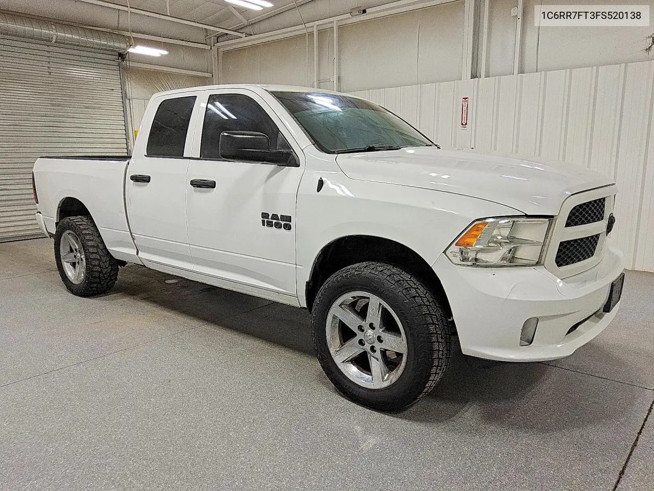 2015 RAM 1500 VIN 1C6RR7FT3FS520138 — фото 4