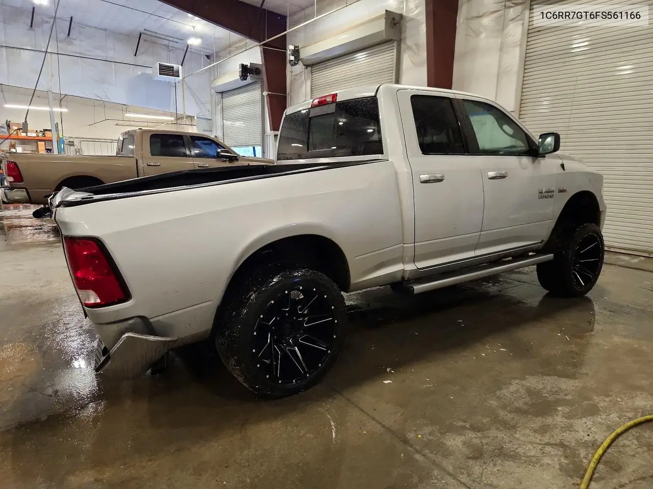 2015 RAM 1500 VIN 1C6RR7GT6FS561166 — фото 3
