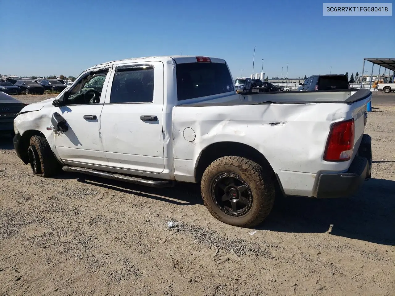 2015 RAM 1500 VIN 3C6RR7KT1FG680418 — фото 2