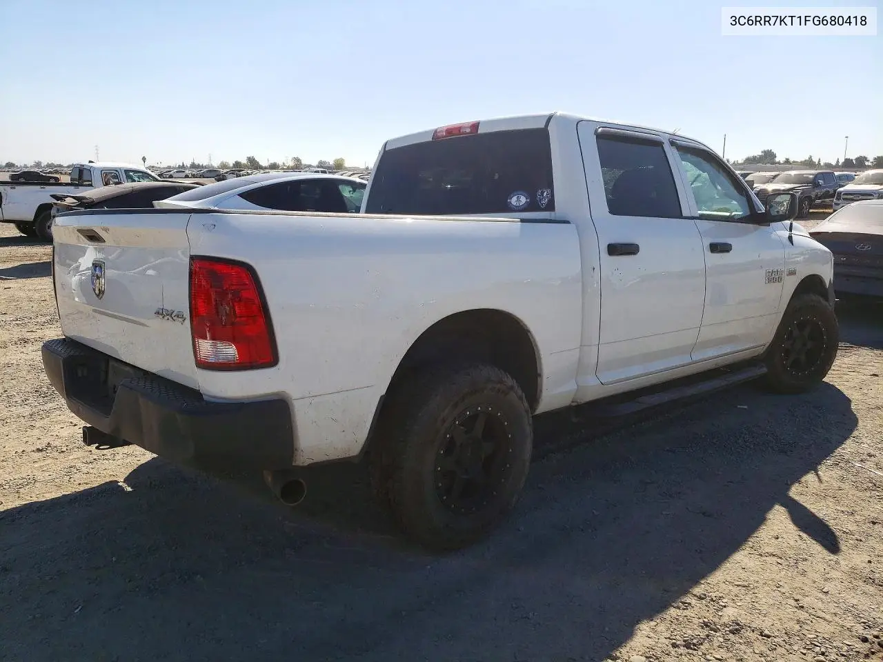 2015 RAM 1500 VIN 3C6RR7KT1FG680418 — фото 3